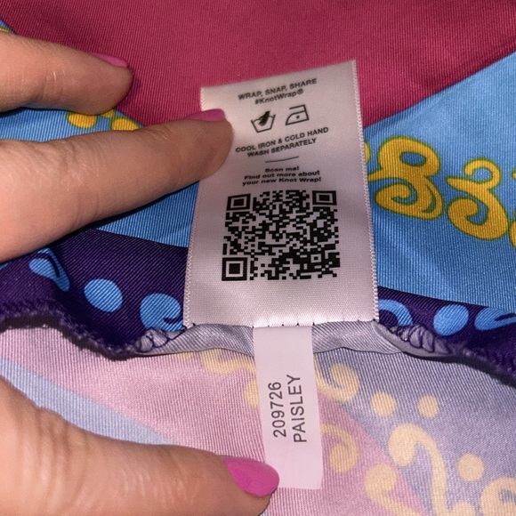 COPY - EUC CONDITION LUSH KNOT WRAP: PAISLEY - Picture 3 of 3